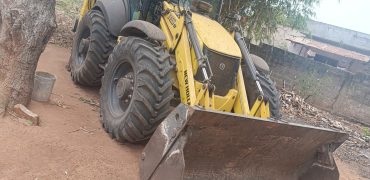 TRACTOPELLE EN EXCELLENT ETAT EN VENTE
