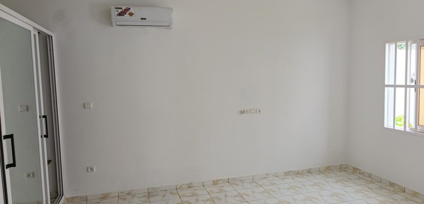 MAGNIFIQUE VILLA DUPLEX R+1 NOUVELLEMENT CONSTRUITE A VENDRE