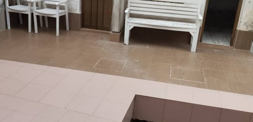 VILLA R+2 EN VENTE A LOME ADIDOGOME AMADAHOME