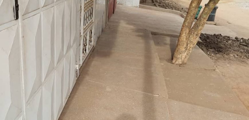 VILLA R+2 EN VENTE A LOME ADIDOGOME AMADAHOME