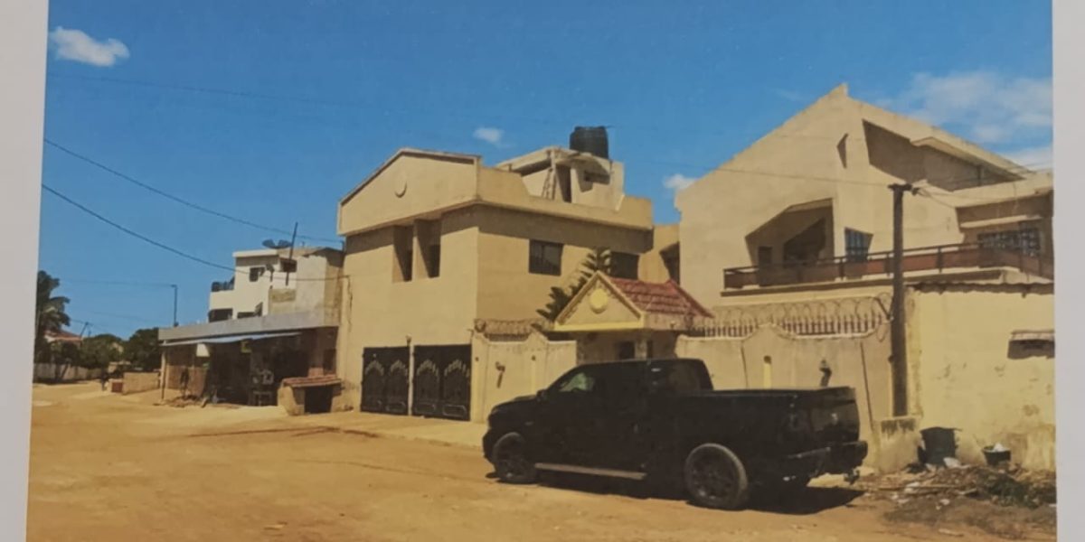 VILLA DE PRESTIGE R+2 EN VENTE A HEDZRANAWOE LOME EN FACE DE LA STATION TOTAL ENERGIES